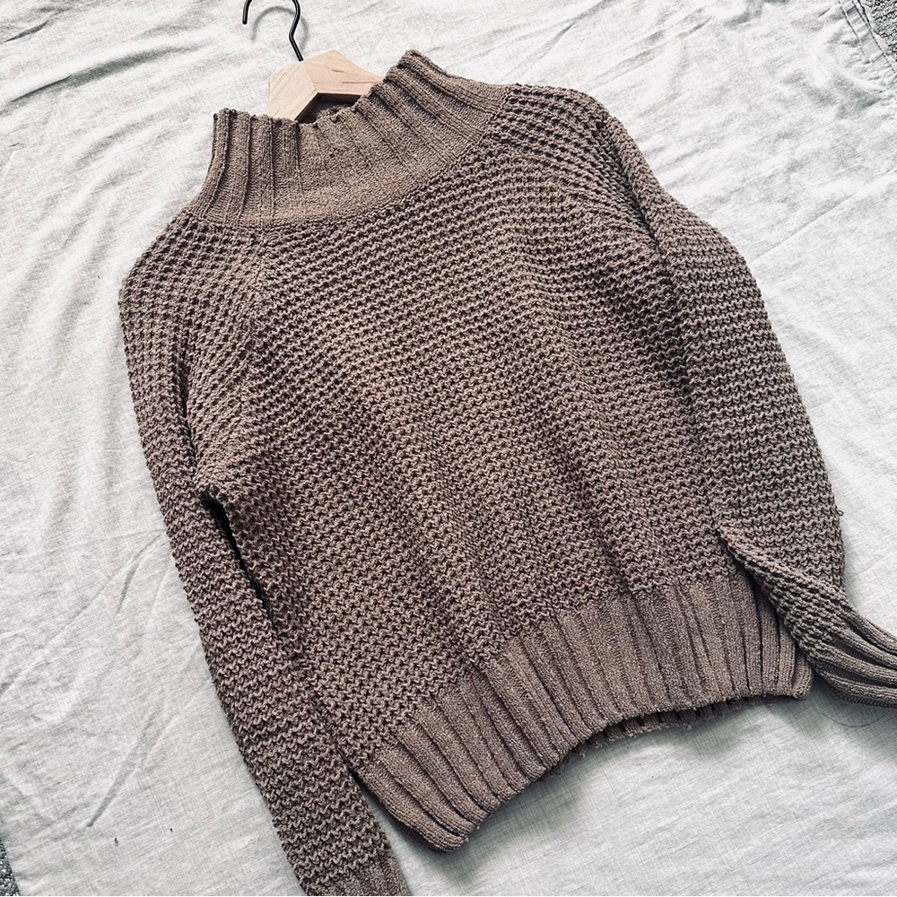 Sweater - Picture 2 of 3